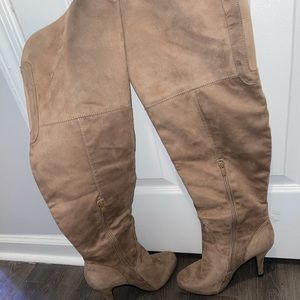 Thigh High Boots (Above knee)